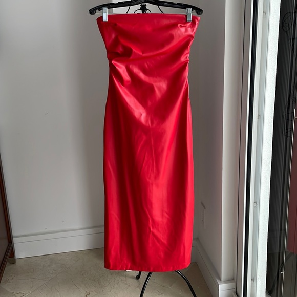 RED FAUX LEATHER DRESS - Picture 4 of 11